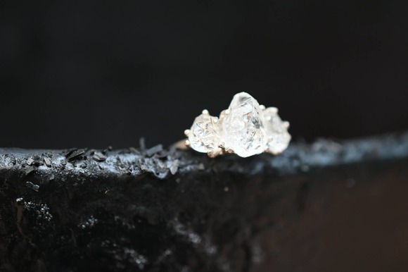 Raw Diamond Engagement Ring, Rough Diamond Ring, Uncut Diamond Ri… - Picture 2 of 3